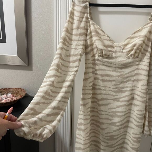 Blue Blush Animal Print Open Back Mini Dress L NWT Cottagecore Fairycore Y2K - Picture 5 of 11